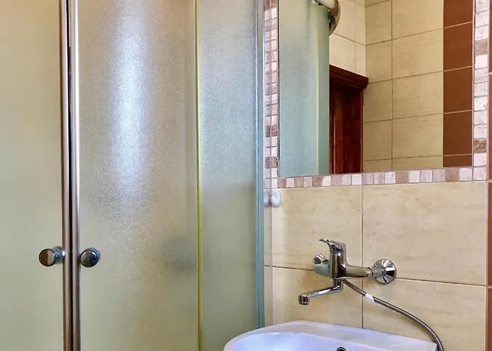 Willa Anker Карвиа